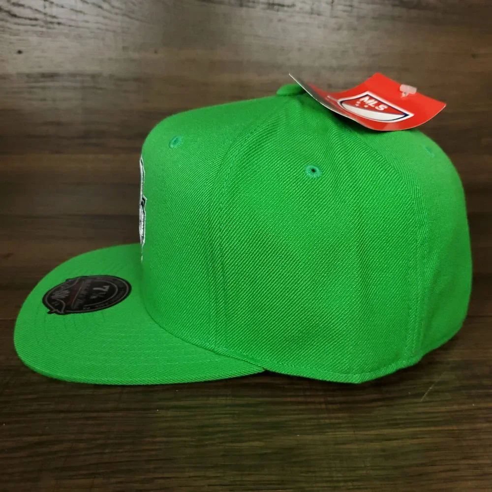 Seattle Sounders Mitchell & Ness MLS Fitted‎ 7 1/8 Flatbill Hat Cap 3D Logo NWT